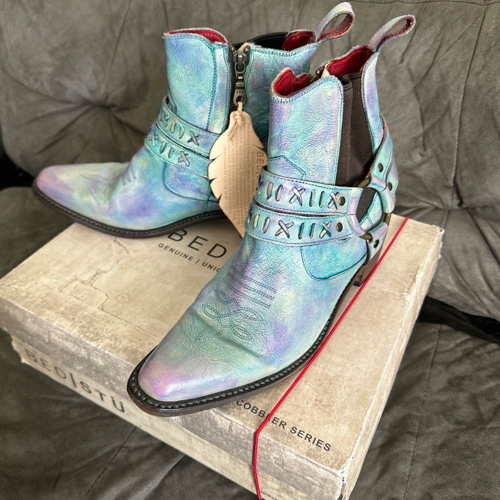 Boots!